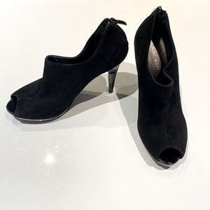 Nine West - Black Suede Open Toe Heels - Size 8M